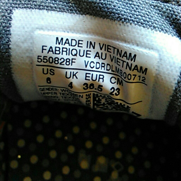 Sparkly multi color Converse all stars - Picture 3 of 4